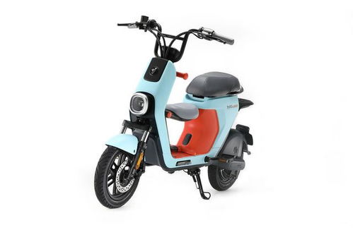 一辆电动摩托车的关键词 科技 操控,场地试驾九号电动车e